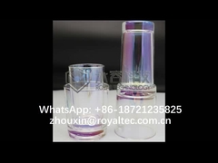 Denkbeeldig kleur-glaswerk